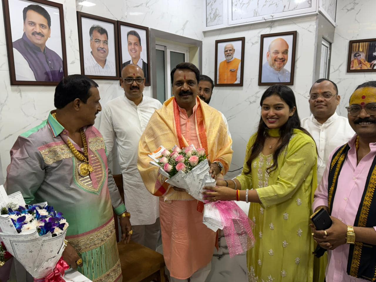 भाजपा जिला सचिव सुश्री आकांक्षा शंकर विरकर के वार्ड क्रमांक 10 में भारतीय जनता पार्टी जनसंपर्क कार्यालय का उद्घाटन समारोह मेरे द्वारा आयोजित किया गया।