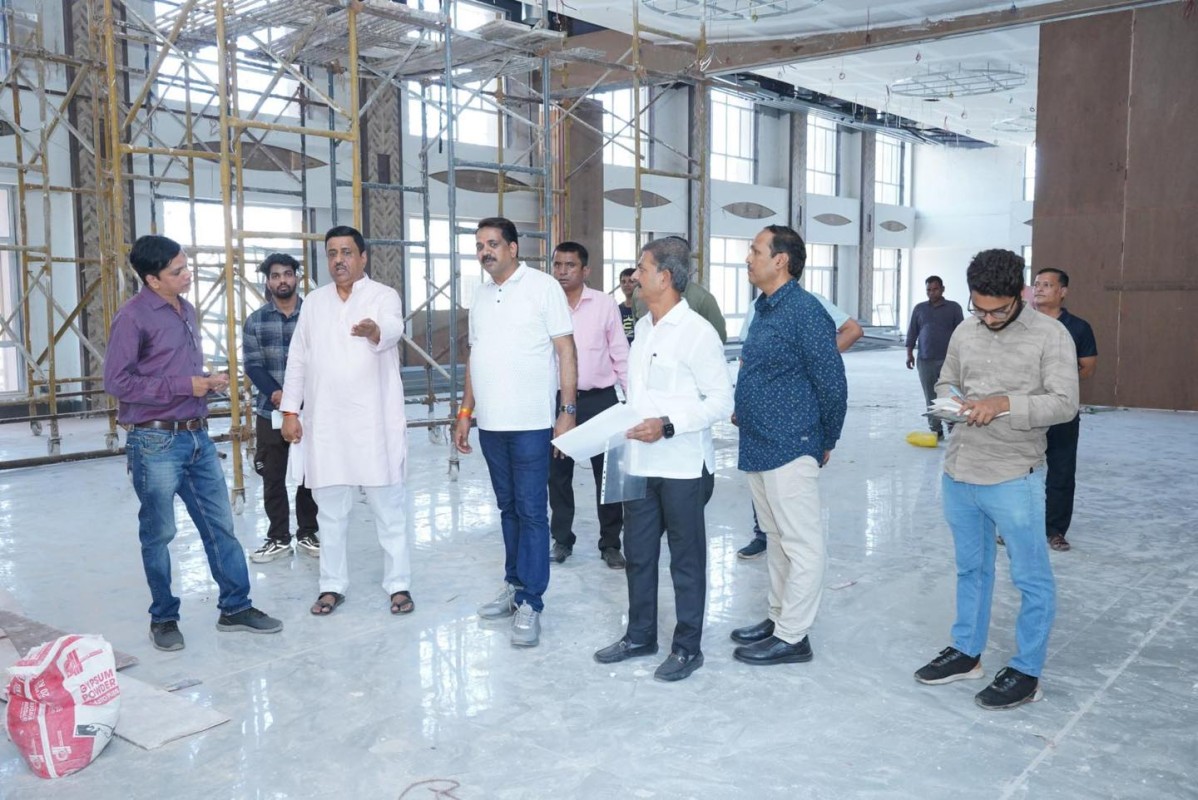 भायंदर पश्चिम खेल परिसर निरीक्षण: कमियों पर चर्चा, उत्कृष्ट कार्य की सराहना